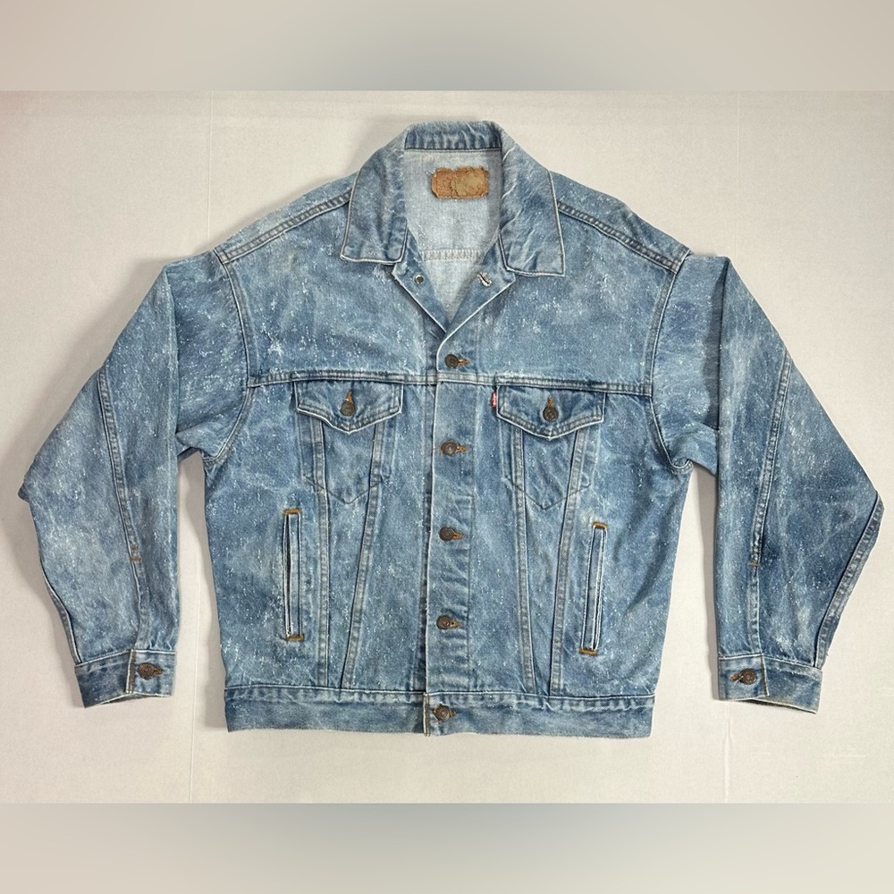 HTF 80s Levi's 523 048 “Galactic” Distressed Light Wash Denim Jacket Size M